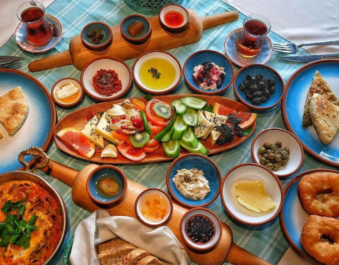 فندق أوتل دينيز Ayvalı المظهر الخارجي الصورة